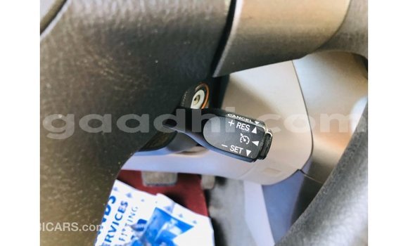 Buy Import Toyota HiAce Red Truck in Import - Dubai in Somalia Buy Import Toyota HiAce Red Truck in Import - Dubai in Somalia