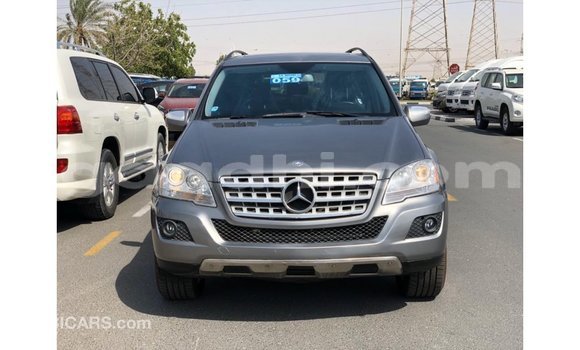 اشتري Imported Mercedes-Benz 190 آخر سيارة في Import - Dubai في الصومال اشتري Imported Mercedes-Benz 190 آخر سيارة في Import - Dubai في الصومال