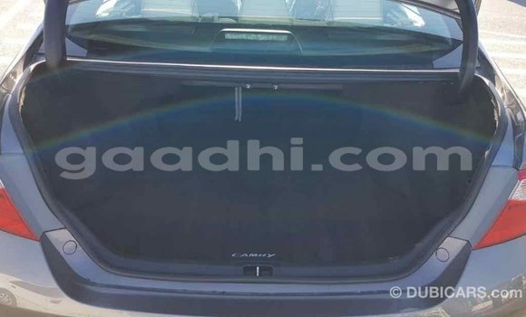 اشتري Imported Toyota Camry آخر سيارة في Import - Dubai في الصومال اشتري Imported Toyota Camry آخر سيارة في Import - Dubai في الصومال