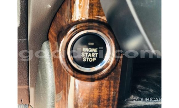 Acheter Import Voiture Toyota Prado Noir à Import - Dubai, Somalie Acheter Import Voiture Toyota Prado Noir à Import - Dubai, Somalie