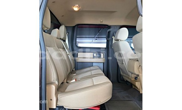 Buy Import Ford Club Wagon Brown Car in Import - Dubai in Somalia Buy Import Ford Club Wagon Brown Car in Import - Dubai in Somalia