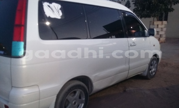 Buy Used Toyota Matrix White Car in Mogadishu in Somalia