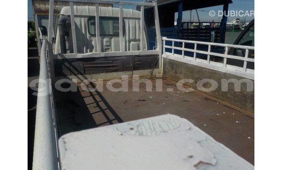 اشتري Imported Toyota Dyna أبيض شاحنة في Import - Dubai في الصومال اشتري Imported Toyota Dyna أبيض شاحنة في Import - Dubai في الصومال