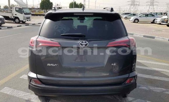 ይግዙ Imported Toyota RAV4 ሌላ መኪና በ Import - Dubai በ ሶማሊያ ይግዙ Imported Toyota RAV4 ሌላ መኪና በ Import - Dubai በ ሶማሊያ