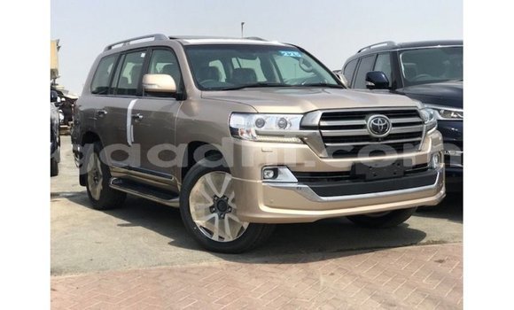 ይግዙ Imported Toyota Land Cruiser ሌላ መኪና በ Import - Dubai በ ሶማሊያ