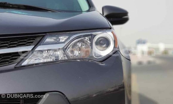 اشتري Imported Toyota RAV4 آخر سيارة في Import - Dubai في الصومال اشتري Imported Toyota RAV4 آخر سيارة في Import - Dubai في الصومال