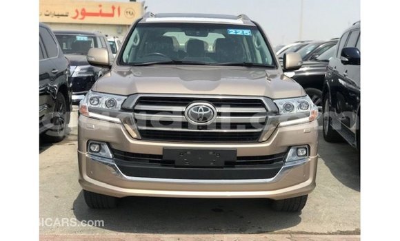 ይግዙ Imported Toyota Land Cruiser ሌላ መኪና በ Import - Dubai በ ሶማሊያ ይግዙ Imported Toyota Land Cruiser ሌላ መኪና በ Import - Dubai በ ሶማሊያ