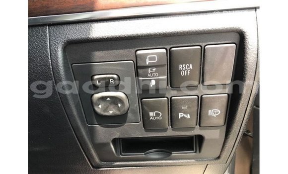 ይግዙ Imported Toyota Land Cruiser ሌላ መኪና በ Import - Dubai በ ሶማሊያ ይግዙ Imported Toyota Land Cruiser ሌላ መኪና በ Import - Dubai በ ሶማሊያ