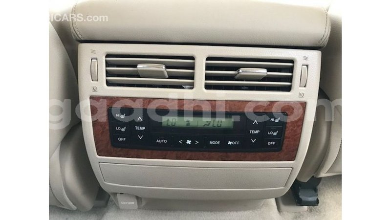 Big with watermark toyota land cruiser somalia import dubai 5247