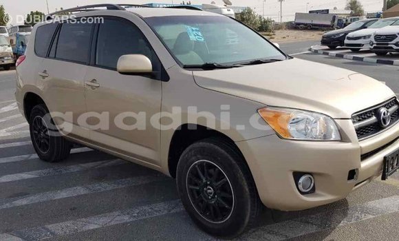 اشتري Imported Toyota RAV4 آخر سيارة في Import - Dubai في الصومال اشتري Imported Toyota RAV4 آخر سيارة في Import - Dubai في الصومال