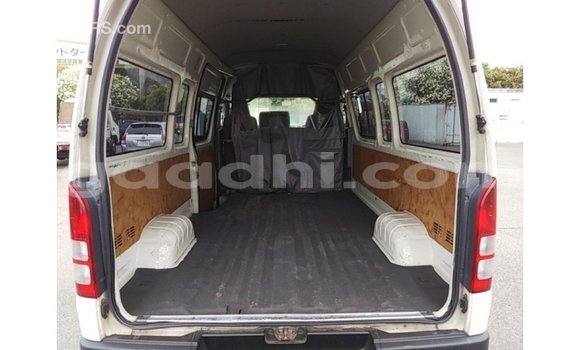 اشتري Imported Toyota Hiace أبيض سيارة في Import - Dubai في الصومال اشتري Imported Toyota Hiace أبيض سيارة في Import - Dubai في الصومال