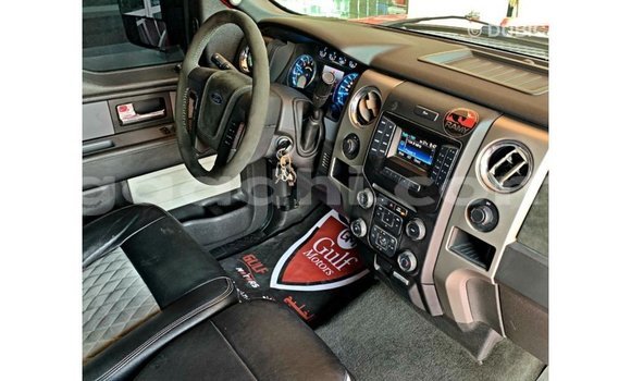 Buy Import Ford Club Wagon Red Car in Import - Dubai in Somalia Buy Import Ford Club Wagon Red Car in Import - Dubai in Somalia