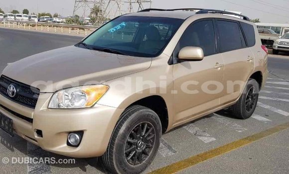 اشتري Imported Toyota RAV4 آخر سيارة في Import - Dubai في الصومال اشتري Imported Toyota RAV4 آخر سيارة في Import - Dubai في الصومال