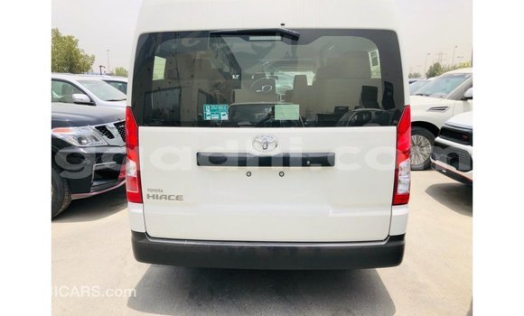 Buy Import Toyota Hiace White Car in Import - Dubai in Somalia Buy Import Toyota Hiace White Car in Import - Dubai in Somalia