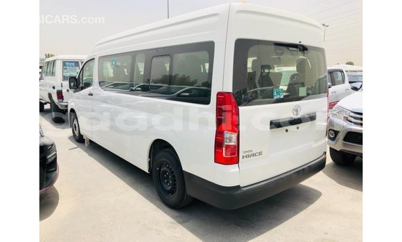 Buy Import Toyota Hiace White Car in Import - Dubai in Somalia Buy Import Toyota Hiace White Car in Import - Dubai in Somalia