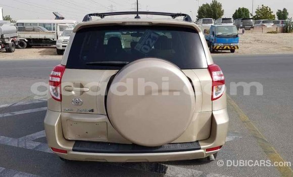 اشتري Imported Toyota RAV4 آخر سيارة في Import - Dubai في الصومال اشتري Imported Toyota RAV4 آخر سيارة في Import - Dubai في الصومال