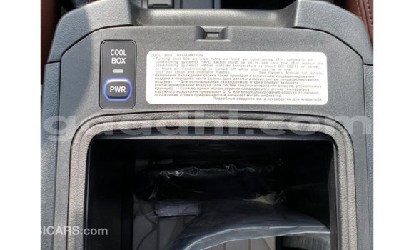 Acheter Import Voiture Toyota Prado Noir à Import - Dubai, Somalie Acheter Import Voiture Toyota Prado Noir à Import - Dubai, Somalie