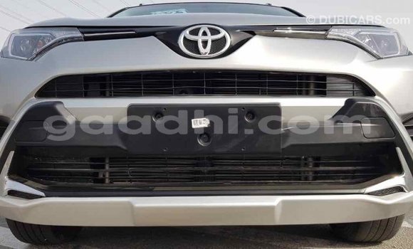 ይግዙ Imported Toyota RAV4 ሌላ መኪና በ Import - Dubai በ ሶማሊያ ይግዙ Imported Toyota RAV4 ሌላ መኪና በ Import - Dubai በ ሶማሊያ