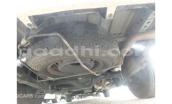 Nunua Imported Toyota Hiace Nyeupe Gari ndani ya Import - Dubai nchini Somalia Nunua Imported Toyota Hiace Nyeupe Gari ndani ya Import - Dubai nchini Somalia
