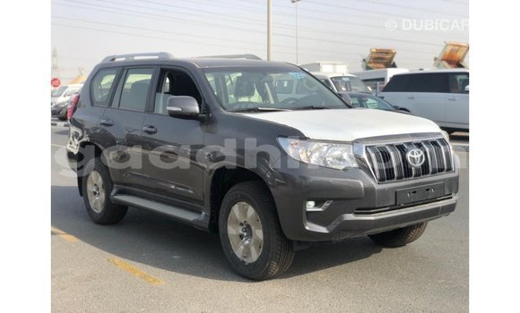 Acheter Import Voiture Toyota Prado Autre à Import - Dubai, Somalie Acheter Import Voiture Toyota Prado Autre à Import - Dubai, Somalie