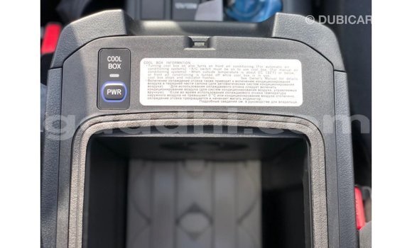 Acheter Import Voiture Toyota Prado Autre à Import - Dubai, Somalie Acheter Import Voiture Toyota Prado Autre à Import - Dubai, Somalie