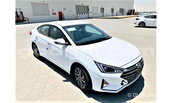 Nunua Imported Hyundai Elantra Nyeupe Gari ndani ya Import - Dubai nchini Somalia Nunua Imported Hyundai Elantra Nyeupe Gari ndani ya Import - Dubai nchini Somalia