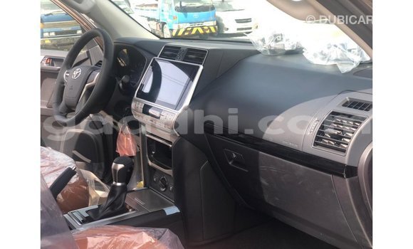 Acheter Import Voiture Toyota Prado Marron à Import - Dubai, Somalie Acheter Import Voiture Toyota Prado Marron à Import - Dubai, Somalie