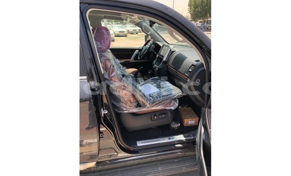Buy Import Toyota Land Cruiser Black Car in Import - Dubai in Somalia Buy Import Toyota Land Cruiser Black Car in Import - Dubai in Somalia