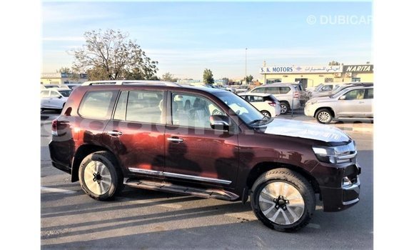ይግዙ Imported Toyota Land Cruiser ሌላ መኪና በ Import - Dubai በ ሶማሊያ ይግዙ Imported Toyota Land Cruiser ሌላ መኪና በ Import - Dubai በ ሶማሊያ