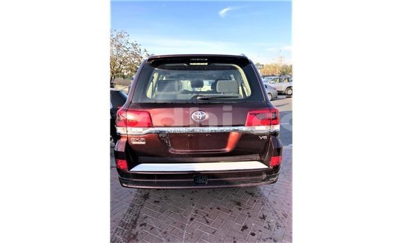 ይግዙ Imported Toyota Land Cruiser ሌላ መኪና በ Import - Dubai በ ሶማሊያ ይግዙ Imported Toyota Land Cruiser ሌላ መኪና በ Import - Dubai በ ሶማሊያ