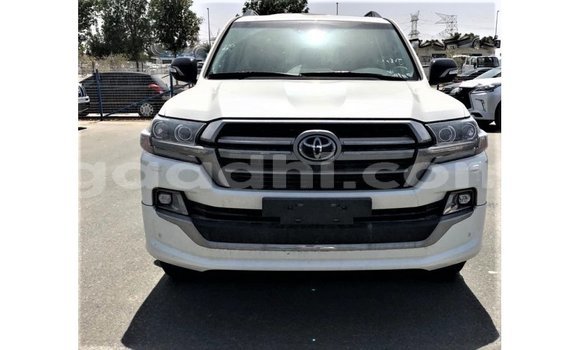 Buy Import Toyota Land Cruiser White Car in Import - Dubai in Somalia Buy Import Toyota Land Cruiser White Car in Import - Dubai in Somalia