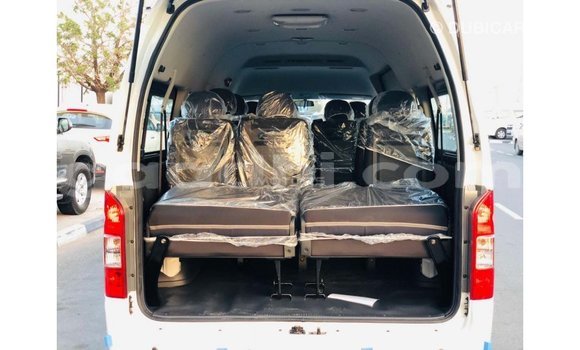 Acheter Import Voiture Foton Tunland Blanc à Import - Dubai, Somalie Acheter Import Voiture Foton Tunland Blanc à Import - Dubai, Somalie