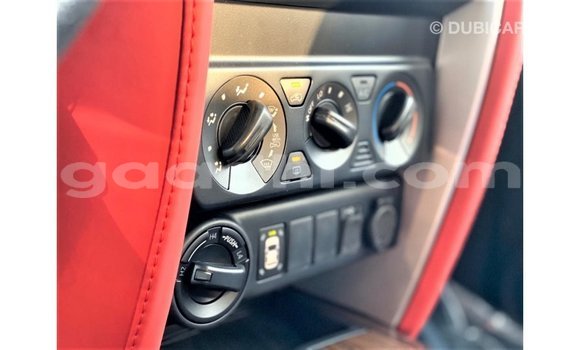 Nunua Imported Toyota Fortuner Nyeupe Gari ndani ya Import - Dubai nchini Somalia Nunua Imported Toyota Fortuner Nyeupe Gari ndani ya Import - Dubai nchini Somalia