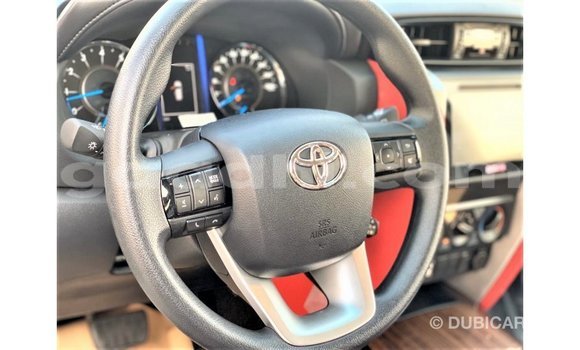 Nunua Imported Toyota Fortuner Nyeupe Gari ndani ya Import - Dubai nchini Somalia Nunua Imported Toyota Fortuner Nyeupe Gari ndani ya Import - Dubai nchini Somalia
