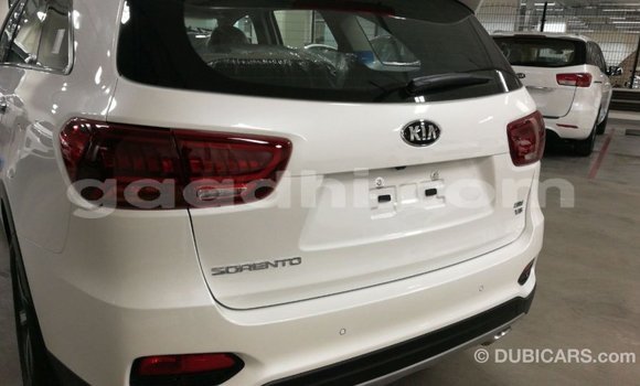 Acheter Import Voiture Kia Sorento Blanc à Import - Dubai, Somalie Acheter Import Voiture Kia Sorento Blanc à Import - Dubai, Somalie
