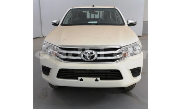 Buy Import Toyota Hilux White Car in Import - Dubai in Somalia