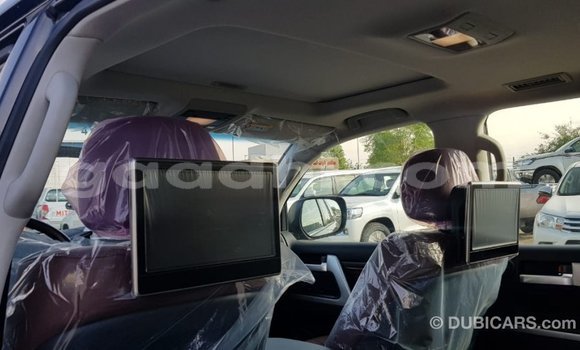 ይግዙ Imported Toyota Land Cruiser ጥቁር መኪና በ Import - Dubai በ ሶማሊያ ይግዙ Imported Toyota Land Cruiser ጥቁር መኪና በ Import - Dubai በ ሶማሊያ