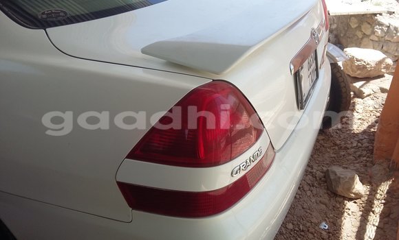 اشتري مستعمل Toyota 4Runner أبيض سيارة في مقديشو في الصومال اشتري مستعمل Toyota 4Runner أبيض سيارة في مقديشو في الصومال