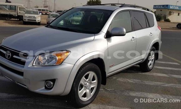 ይግዙ Imported Toyota RAV4 ሌላ መኪና በ Import - Dubai በ ሶማሊያ ይግዙ Imported Toyota RAV4 ሌላ መኪና በ Import - Dubai በ ሶማሊያ