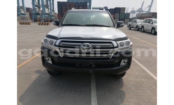 Buy Import Toyota Land Cruiser Black Car in Import - Dubai in Somalia
