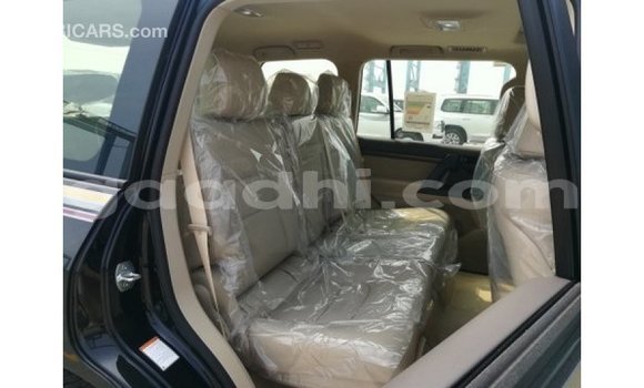 Nunua Imported Toyota Land Cruiser Nyeusi Gari ndani ya Import - Dubai nchini Somalia Nunua Imported Toyota Land Cruiser Nyeusi Gari ndani ya Import - Dubai nchini Somalia