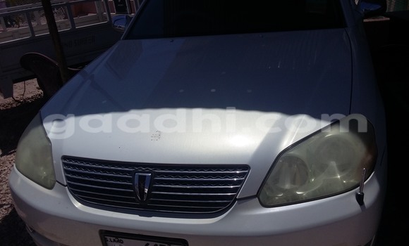 اشتري مستعمل Toyota 4Runner أبيض سيارة في مقديشو في الصومال اشتري مستعمل Toyota 4Runner أبيض سيارة في مقديشو في الصومال