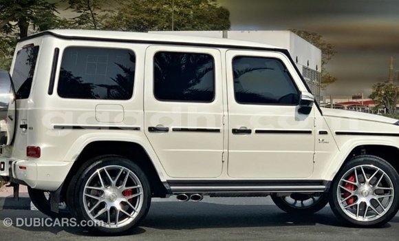 Buy Import Mercedes-Benz 190 White Car in Import - Dubai in Somalia Buy Import Mercedes-Benz 190 White Car in Import - Dubai in Somalia