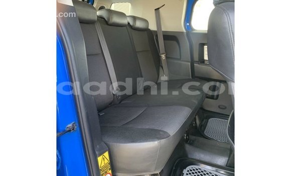 Nunua Imported Toyota FJ Cruiser Bluu Gari ndani ya Import - Dubai nchini Somalia Nunua Imported Toyota FJ Cruiser Bluu Gari ndani ya Import - Dubai nchini Somalia