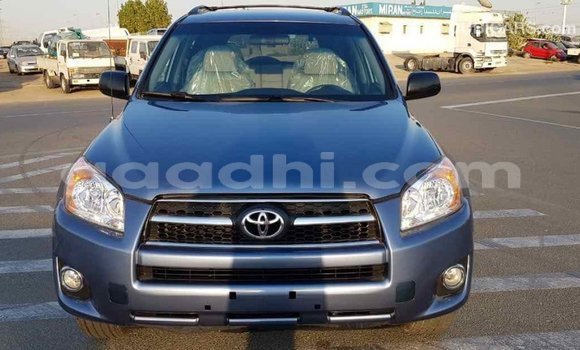 اشتري Imported Toyota RAV4 أزرق سيارة في Import - Dubai في الصومال اشتري Imported Toyota RAV4 أزرق سيارة في Import - Dubai في الصومال