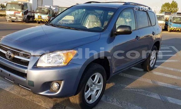 اشتري Imported Toyota RAV4 أزرق سيارة في Import - Dubai في الصومال اشتري Imported Toyota RAV4 أزرق سيارة في Import - Dubai في الصومال