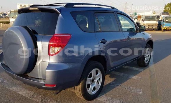 اشتري Imported Toyota RAV4 أزرق سيارة في Import - Dubai في الصومال اشتري Imported Toyota RAV4 أزرق سيارة في Import - Dubai في الصومال