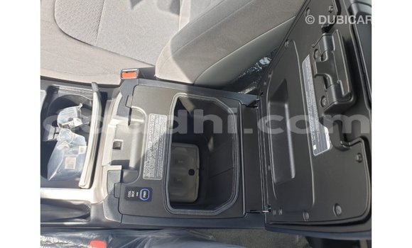 ይግዙ Imported Toyota Land Cruiser ጥቁር መኪና በ Import - Dubai በ ሶማሊያ ይግዙ Imported Toyota Land Cruiser ጥቁር መኪና በ Import - Dubai በ ሶማሊያ