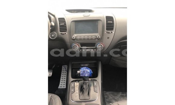 اشتري Imported Kia Cerato أبيض سيارة في Import - Dubai في الصومال اشتري Imported Kia Cerato أبيض سيارة في Import - Dubai في الصومال