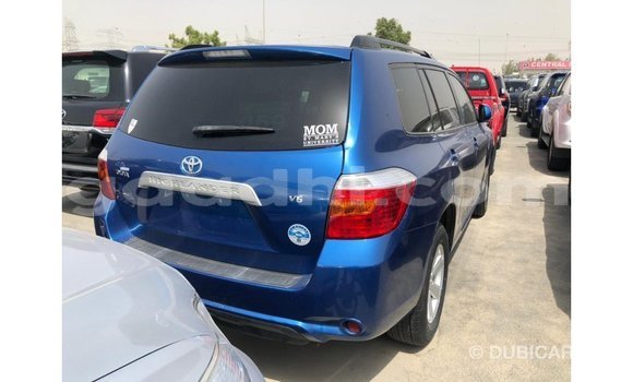 Acheter Import Voiture Toyota Highlander Bleu à Import - Dubai, Somalie Acheter Import Voiture Toyota Highlander Bleu à Import - Dubai, Somalie